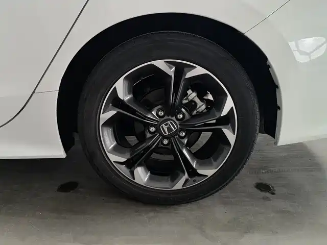 Honda Civic 2022 — фото 12