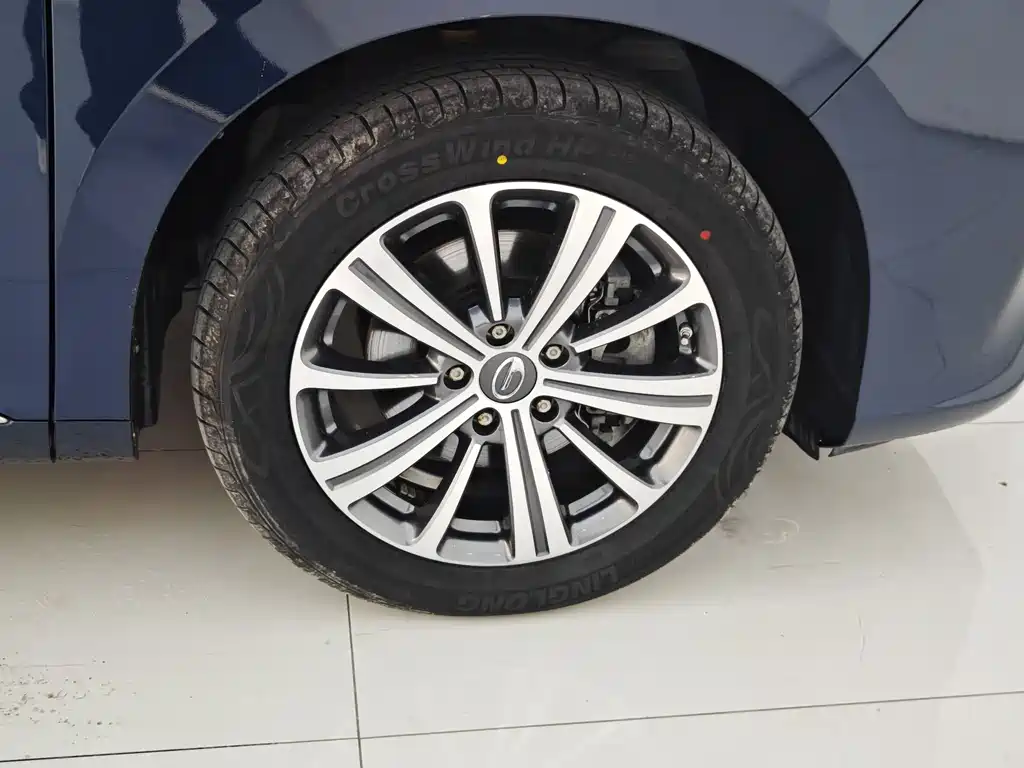GAC Motor Trumpchi M8 2019 — фото 31