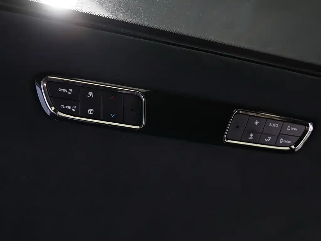 GAC Trumpchi M8 2023 — фото 17