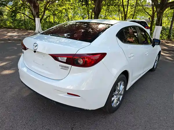 Mazda 3 Axela 2017