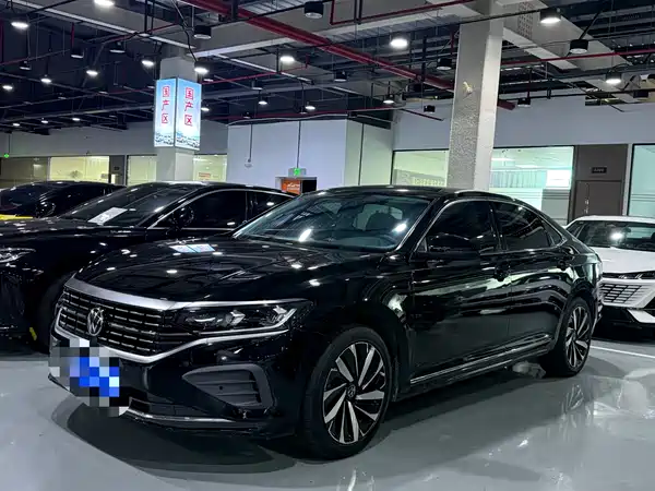 Volkswagen Passat 2024