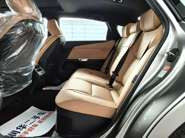 Lexus ES 2026