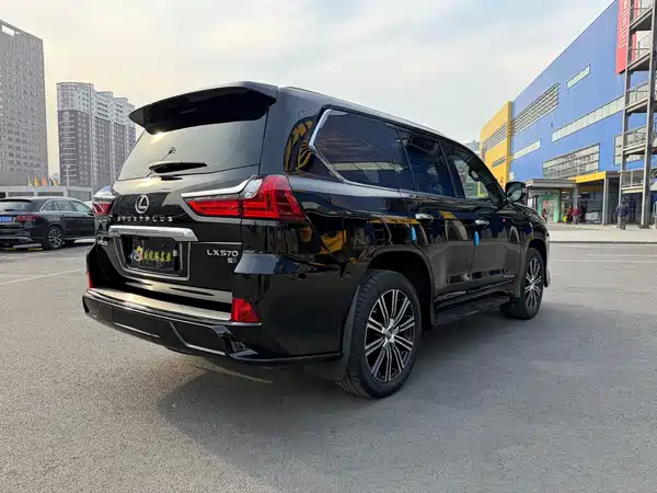 Lexus LX 2019