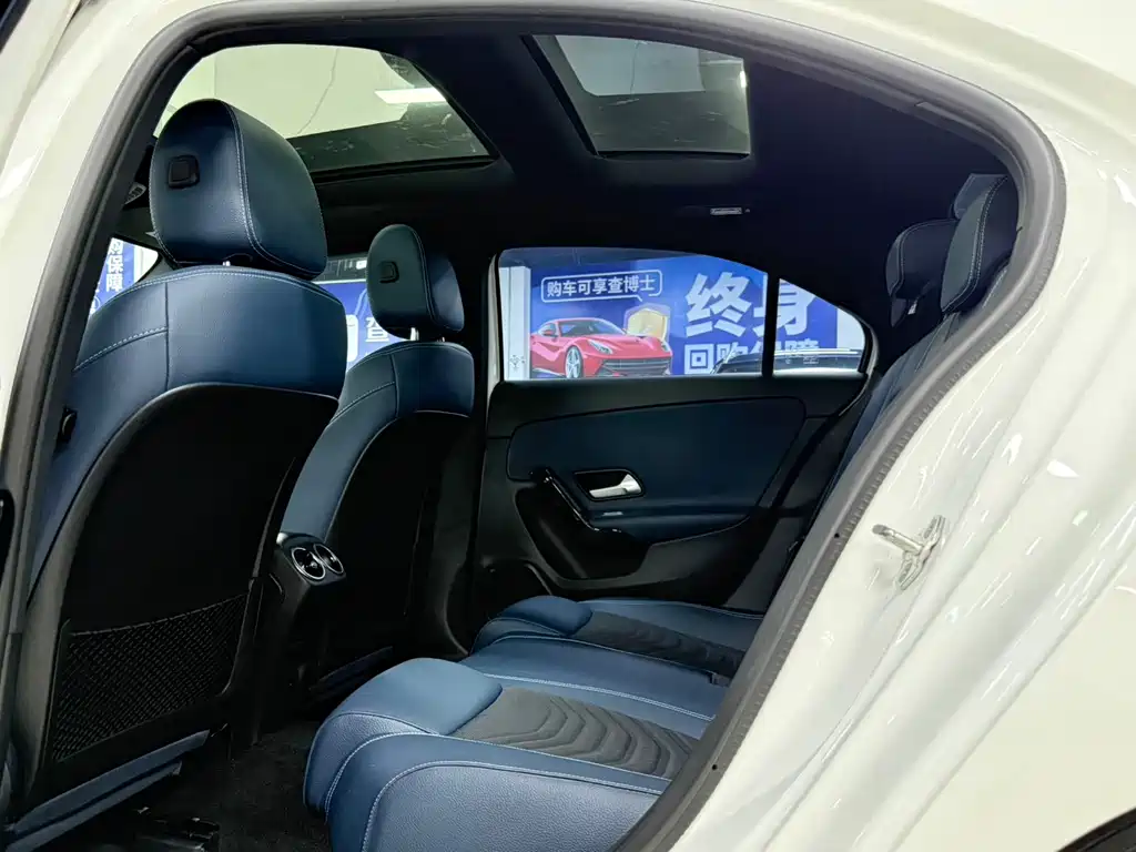 Mercedes-Benz A-Class 2022 — фото 17