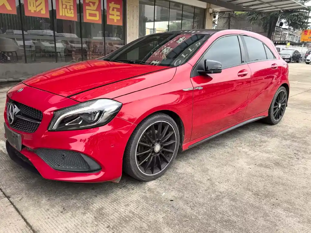 Mercedes-Benz A-Class 2016 — фото 2
