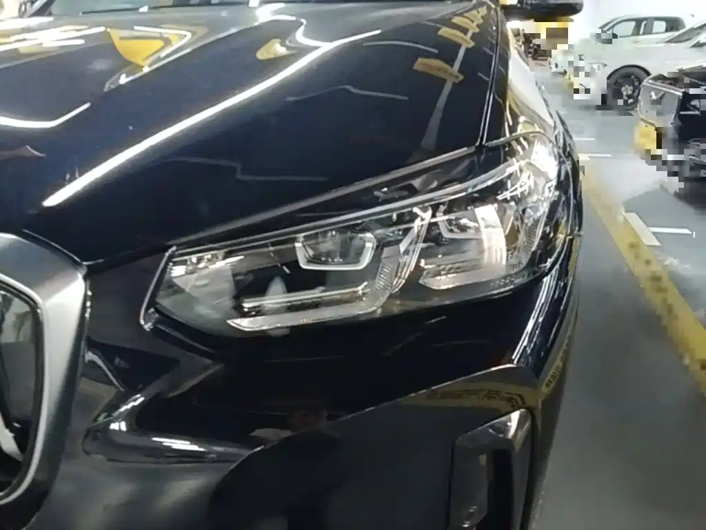 BMW iX3 2023 — фото 18