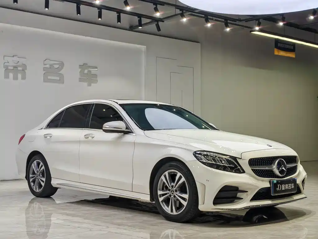 Mercedes-Benz C-Class 2021 — фото 3