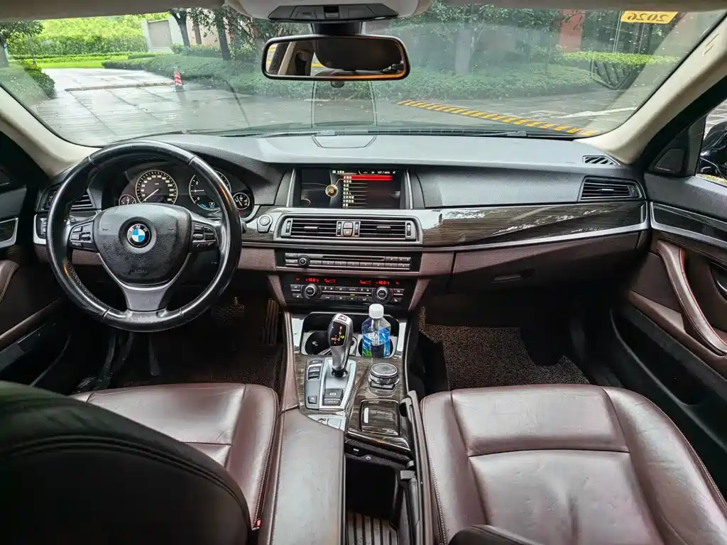 BMW 5 Series New Energy 2015