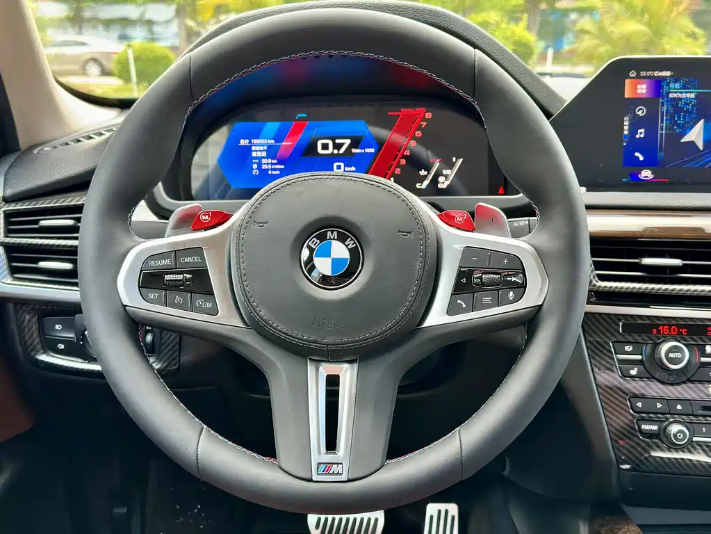 BMW X5 2014 — фото 18