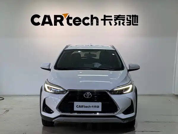 Toyota Yaris L 2022