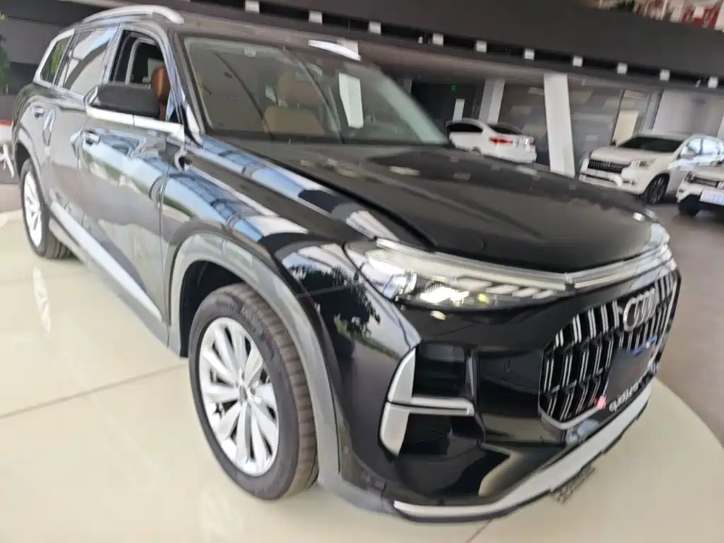Audi Q6 2025