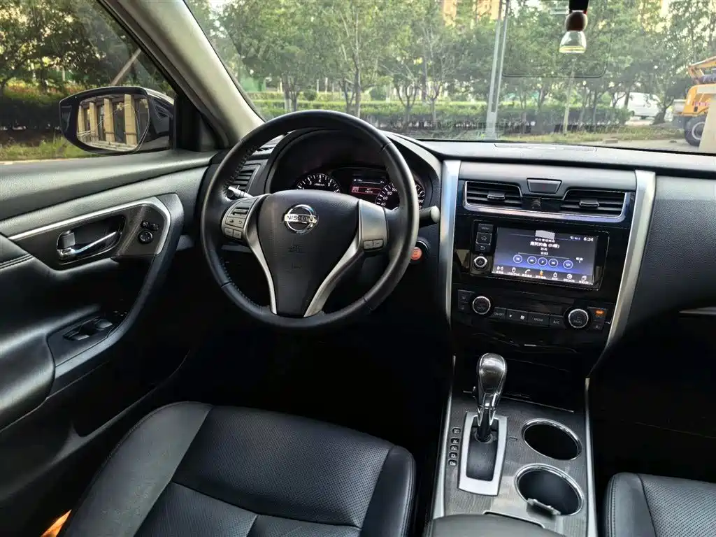 Nissan Teana 2014 — фото 10
