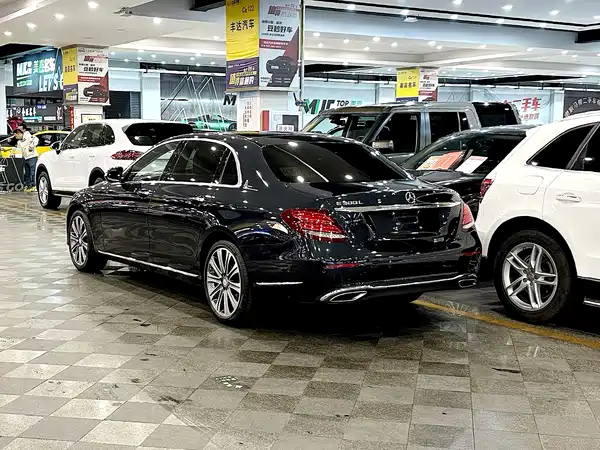 Mercedes-Benz E-Class 2016