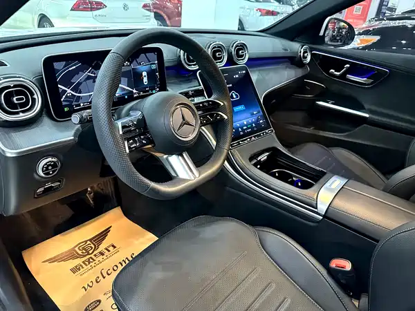Mercedes-Benz C-Class 2023