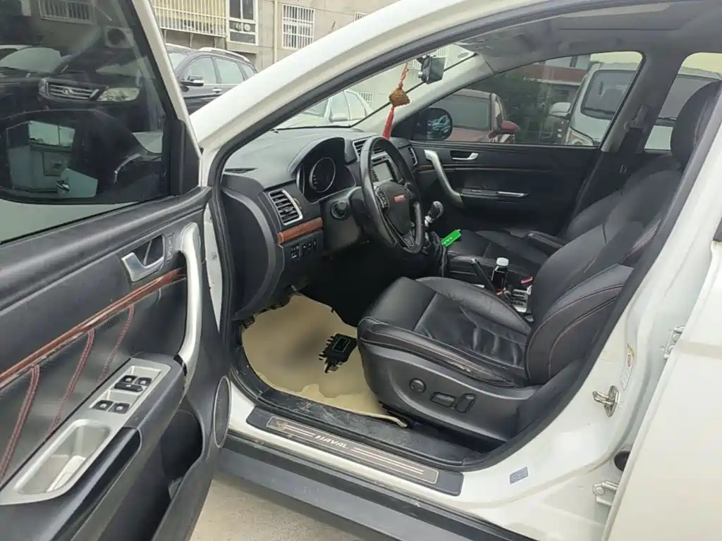 Haval H6 2015 — фото 16
