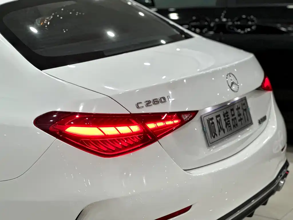 Mercedes-Benz C-Class 2023 — фото 23