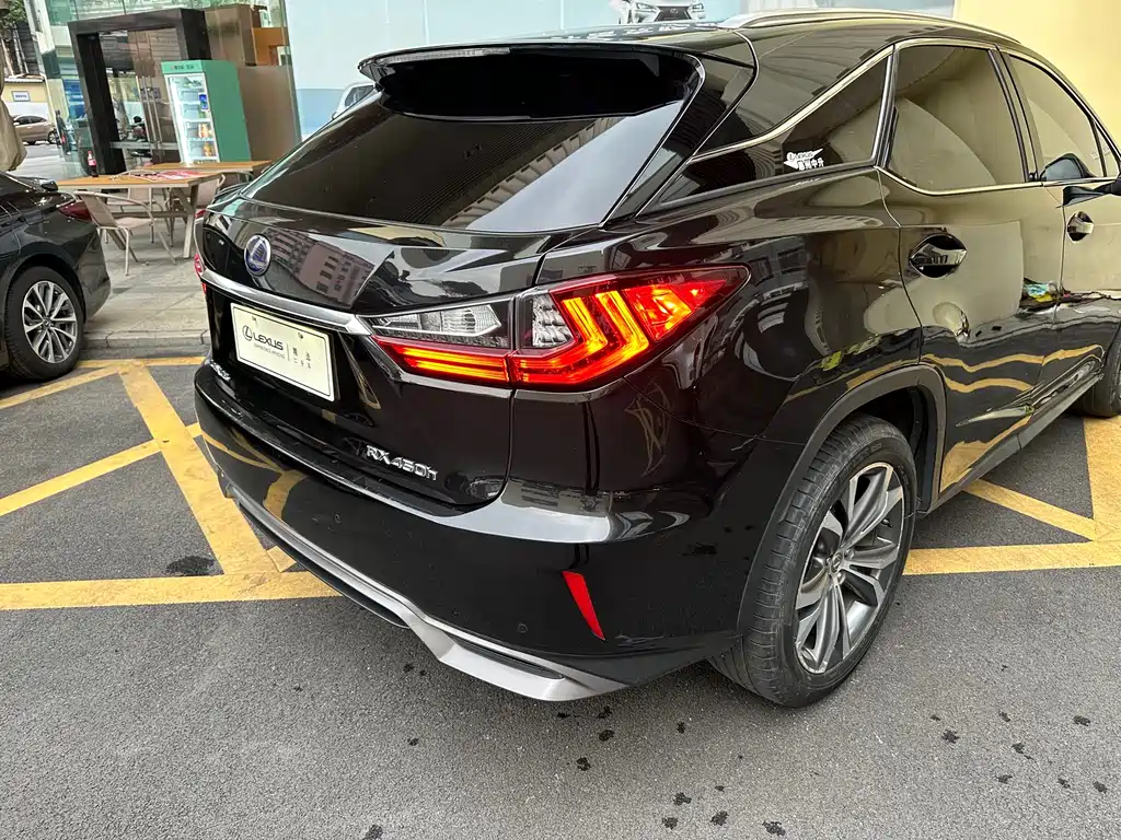 Lexus RX 2017 — фото 25