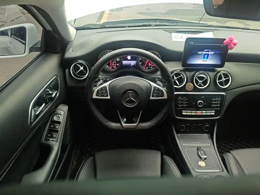 Mercedes-Benz GLA 2019 — фото 11
