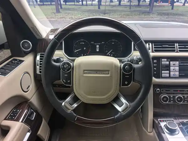 Land Rover Range Rover 2015
