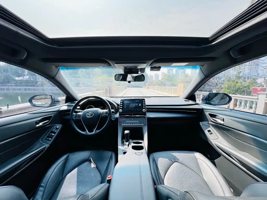 Toyota Avalon 2023 — фото 10