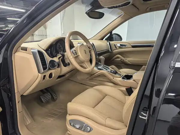Porsche Cayenne 2013