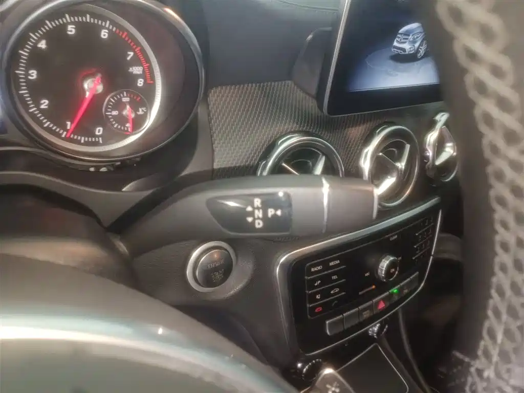 Mercedes-Benz GLA 2019 — фото 14