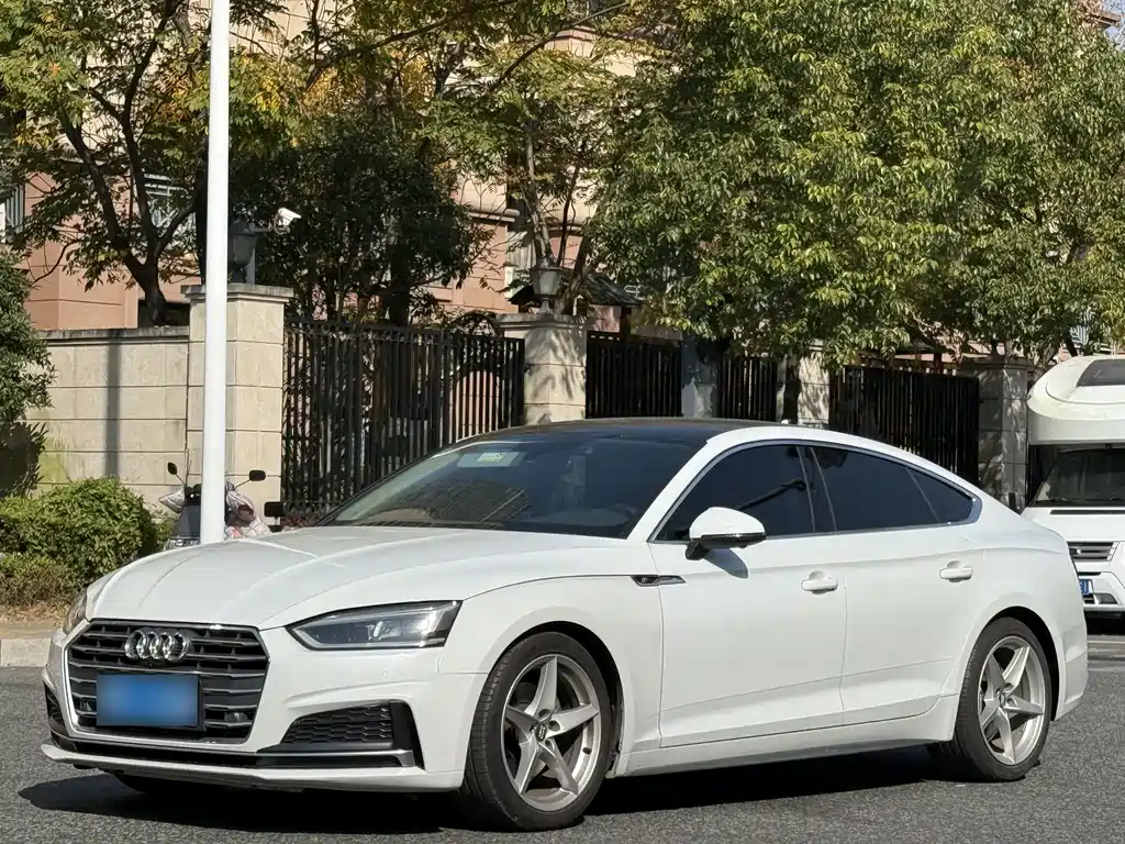 Audi A5 2020 — фото 1