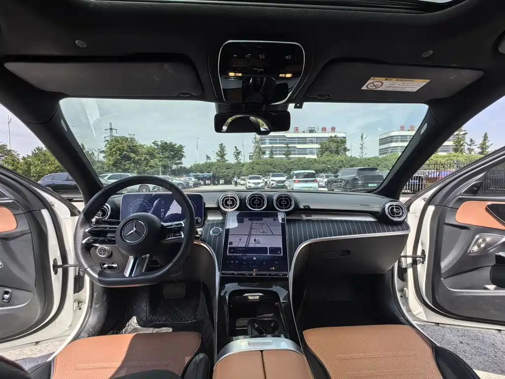 Mercedes-Benz C-Class 2023 — фото 5