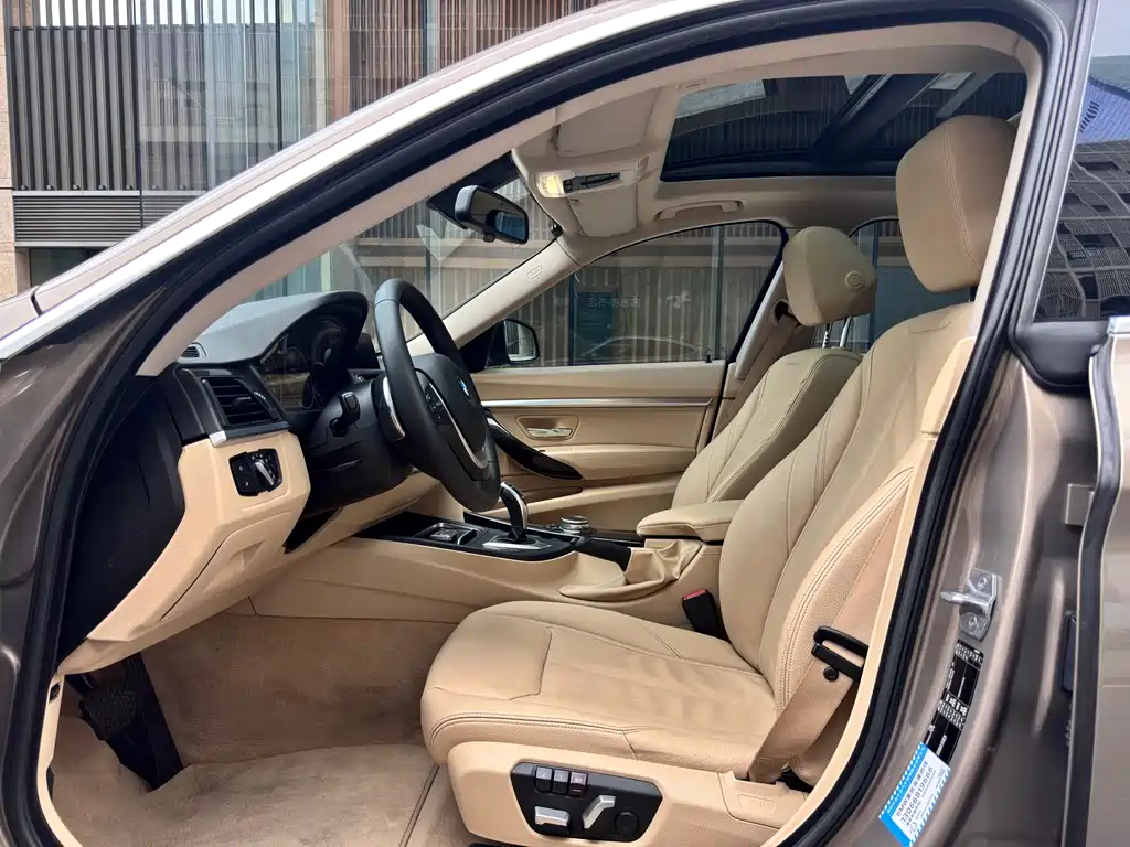 BMW 3 Series GT 2016 — фото 11