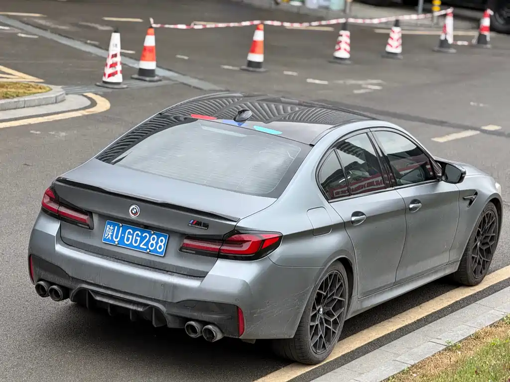 BMW M5 2021 — фото 7