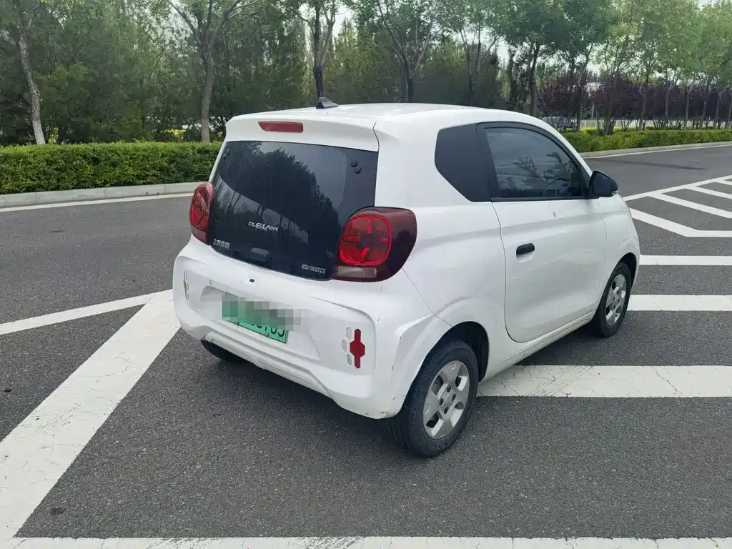 Roewe Clever 2021