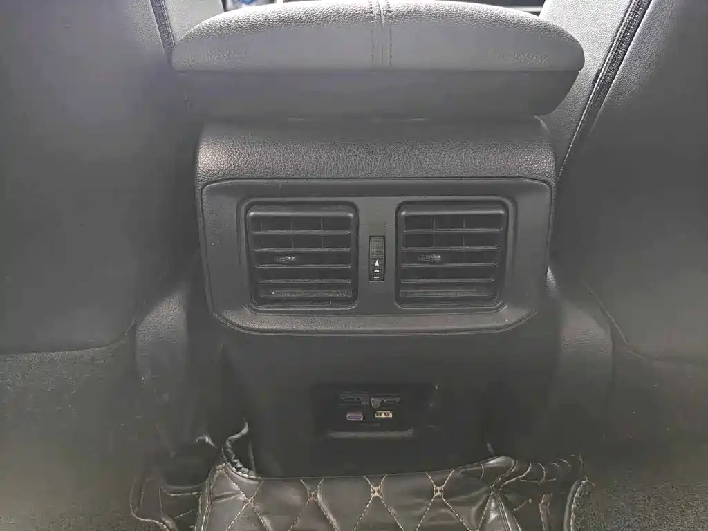 Toyota Wildlander 2021 — фото 13