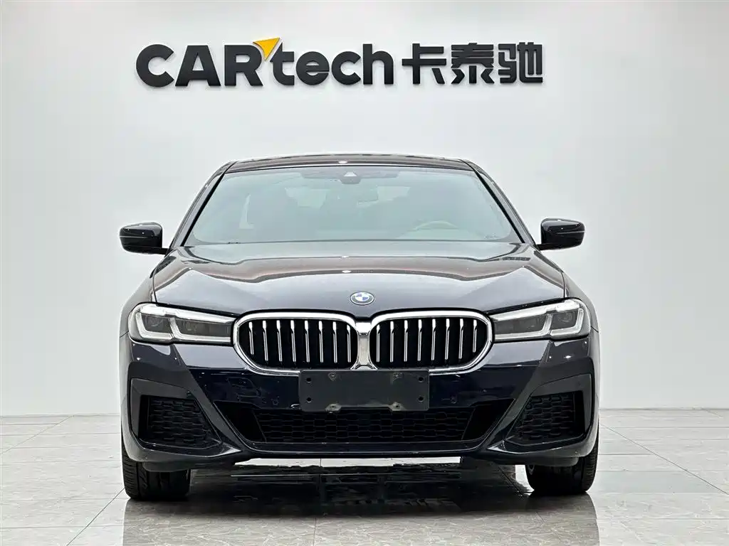 BMW 5 Series 2023