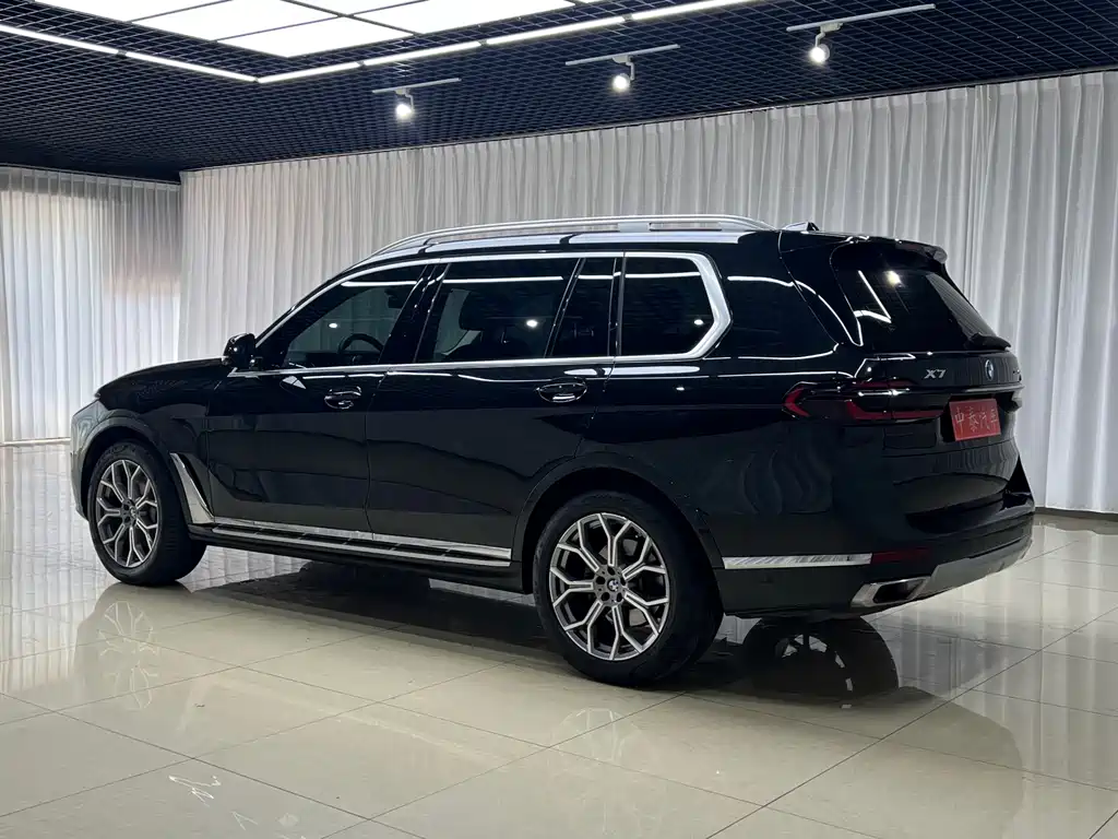 BMW X7 2023 — фото 4