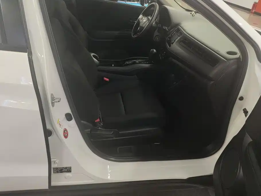 Honda Vezel 2015 — фото 8