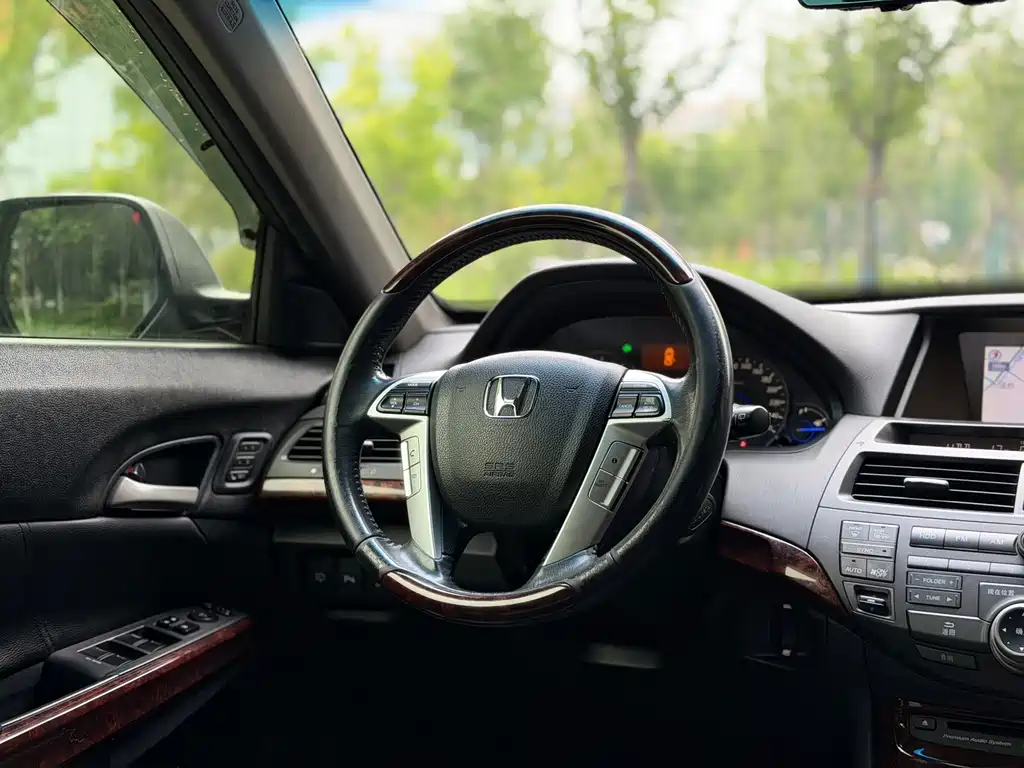 Honda Crosstour 2012 — фото 24