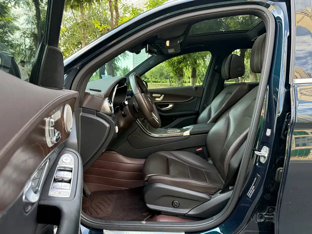 Mercedes-Benz GLC 2020