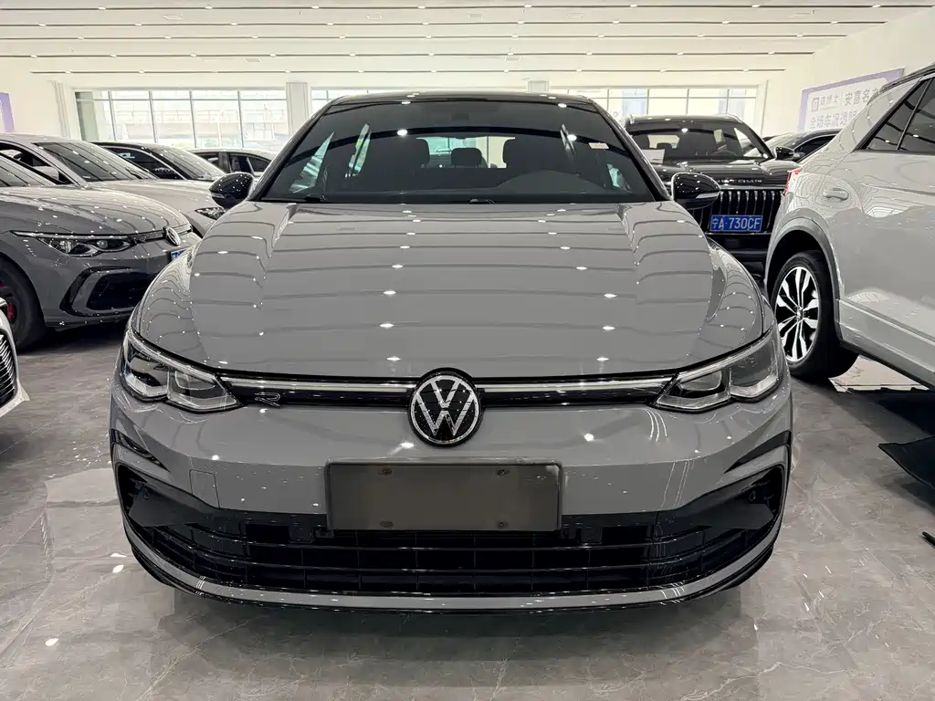 Volkswagen Golf 2023