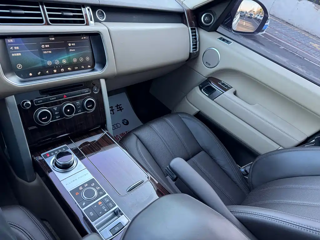 Land Rover Range Rover 2017 — фото 19