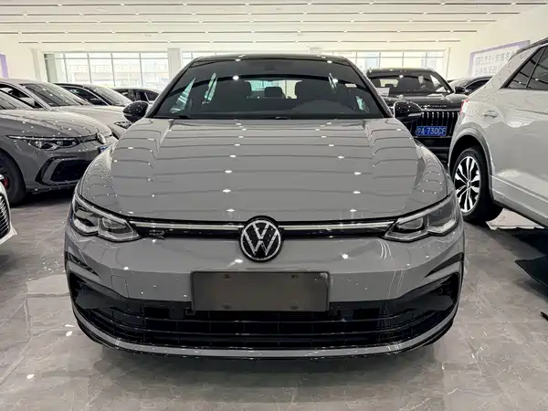 Volkswagen Golf 2023