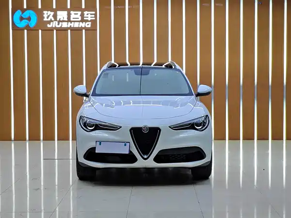 Alfa Romeo Stelvio 2019