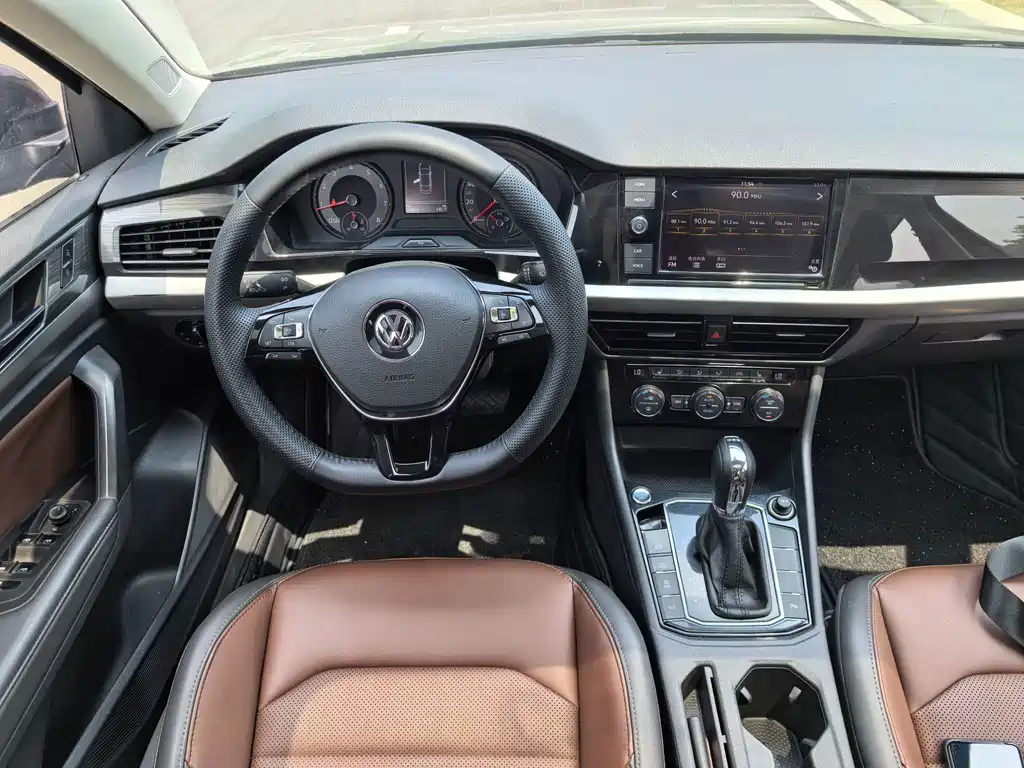 Volkswagen Lavida 2019 — фото 14