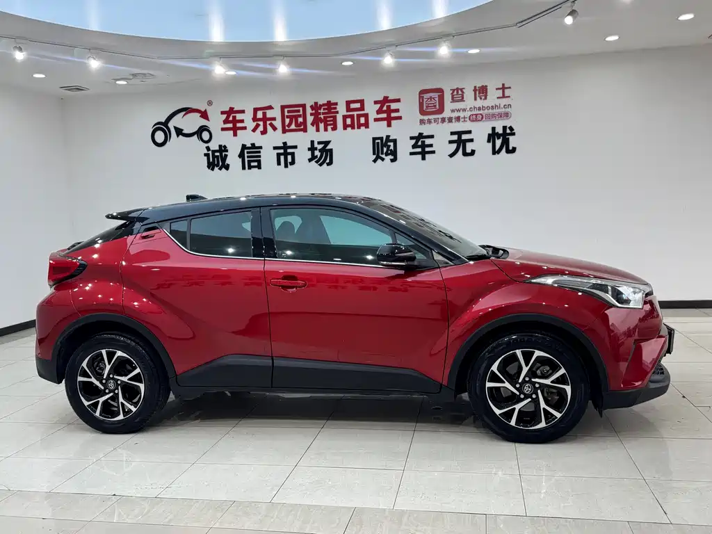 Toyota C-HR 2021 — фото 7