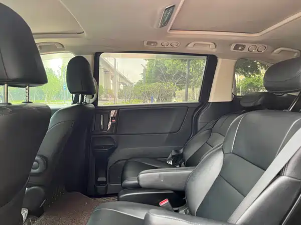 Honda Elysion 2018