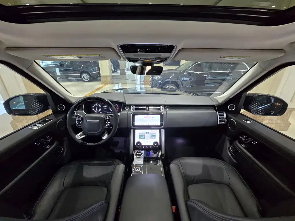 Land Rover Range Rover 2019 — фото 17