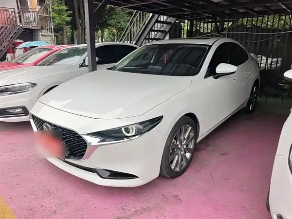 Mazda 3 Axela 2021