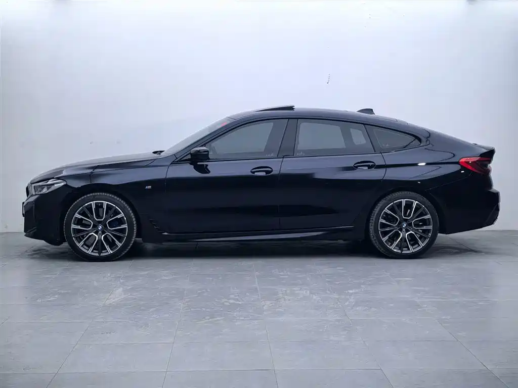 BMW 6 Series GT 2024 — фото 2