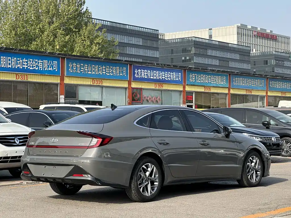 Hyundai Sonata 2022 — фото 4