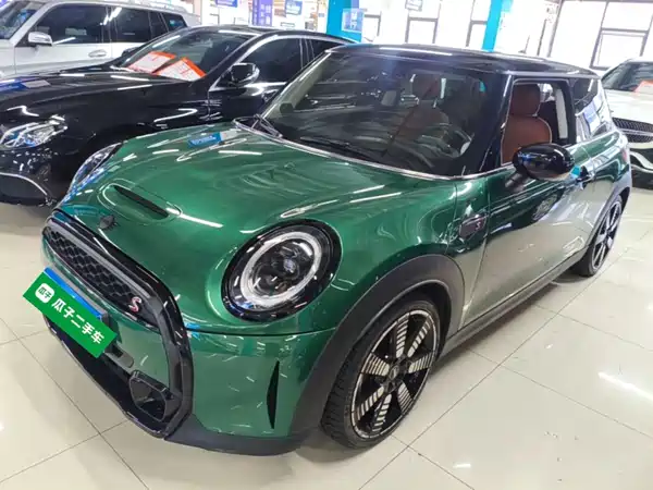 MINI 2022