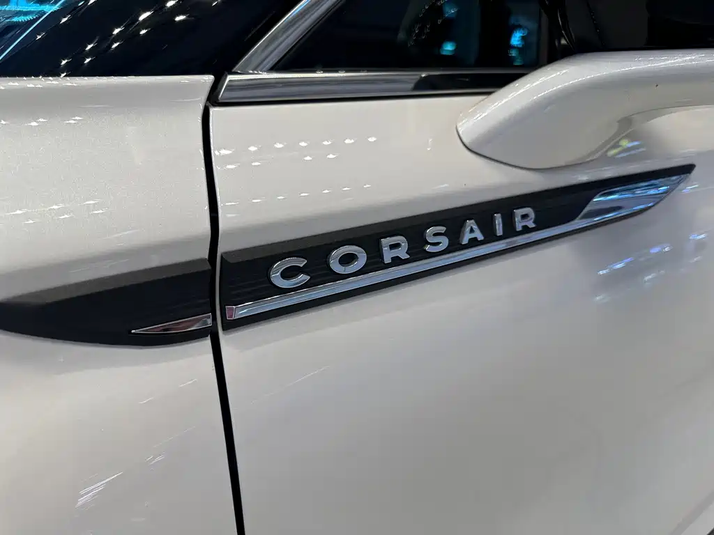 Lincoln Corsair 2022 — фото 11